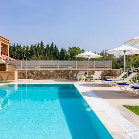 Villa Johnnie Pouládes