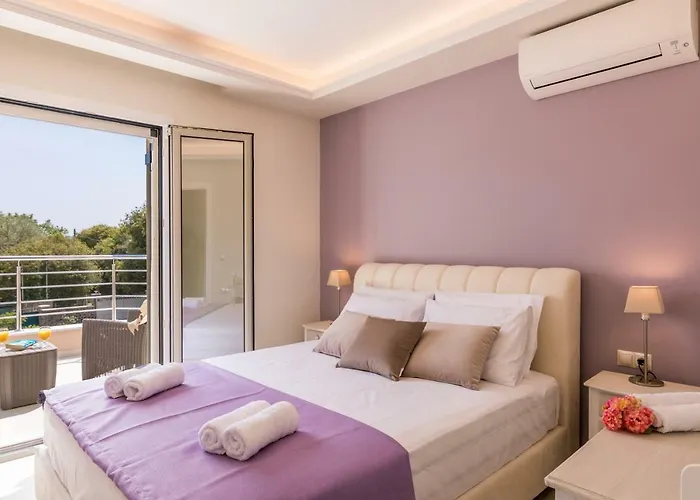 Johnnie Πουλάδες